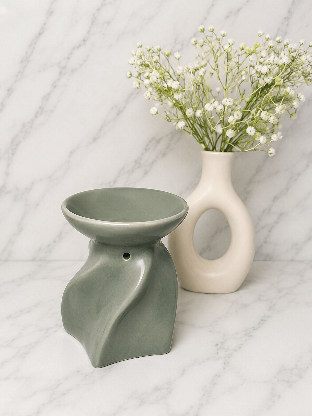 Lyon wax burner