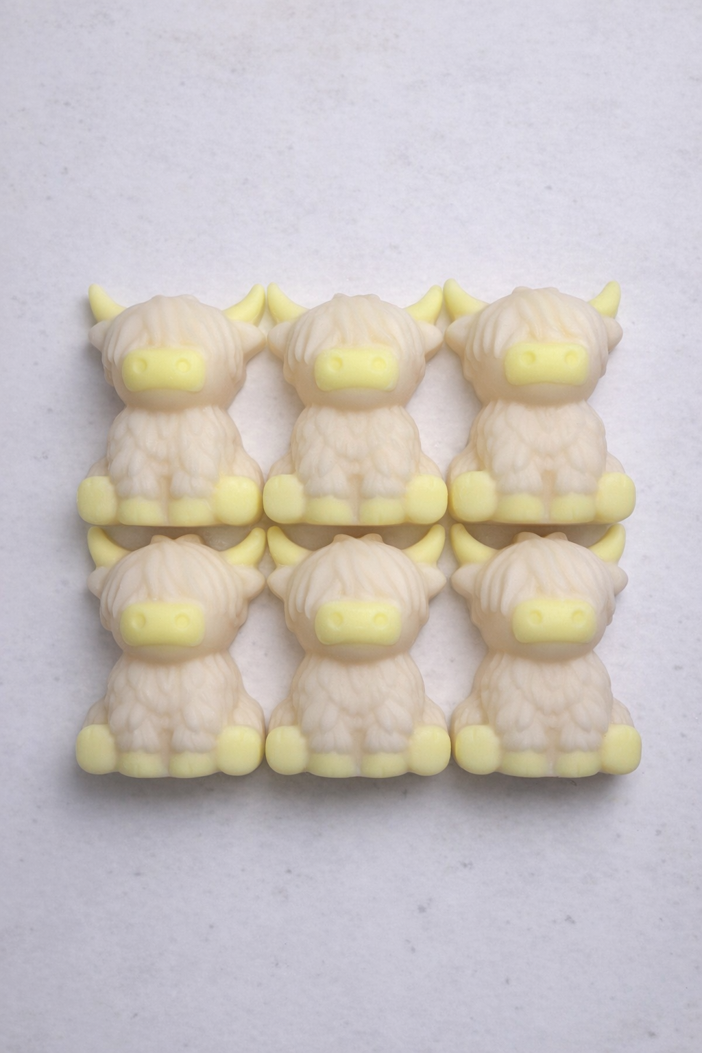 Marshmallow & Pineapple highland cow